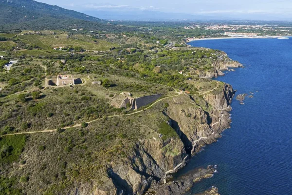 activites-nature-sentier-du-littoral-jusqu-a-cadaques-collioure